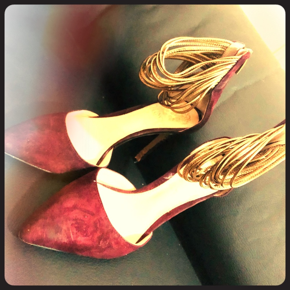 Vince camuto nayz heels